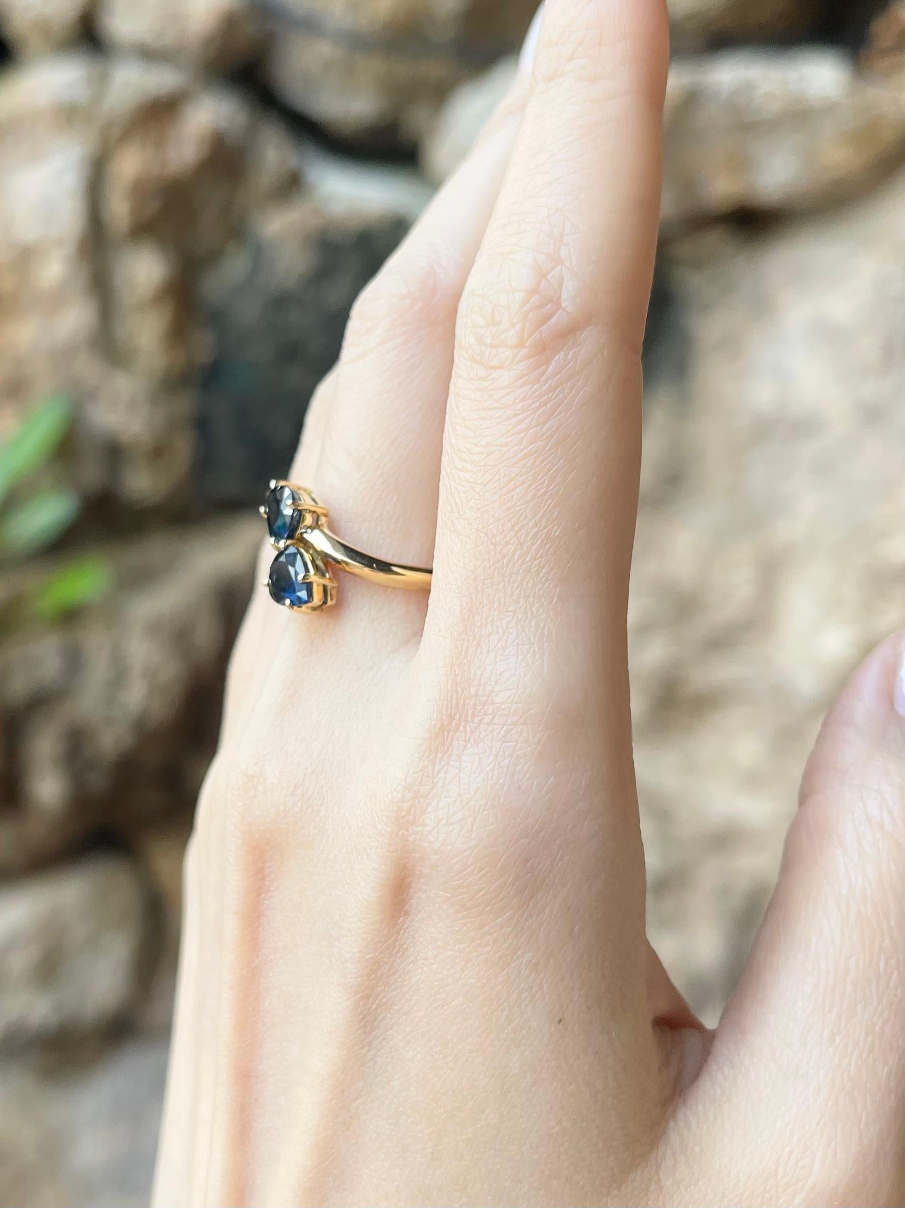 Blue Sapphire Ring set in 18K Gold Settings In New Condition For Sale In Bangkok, TH