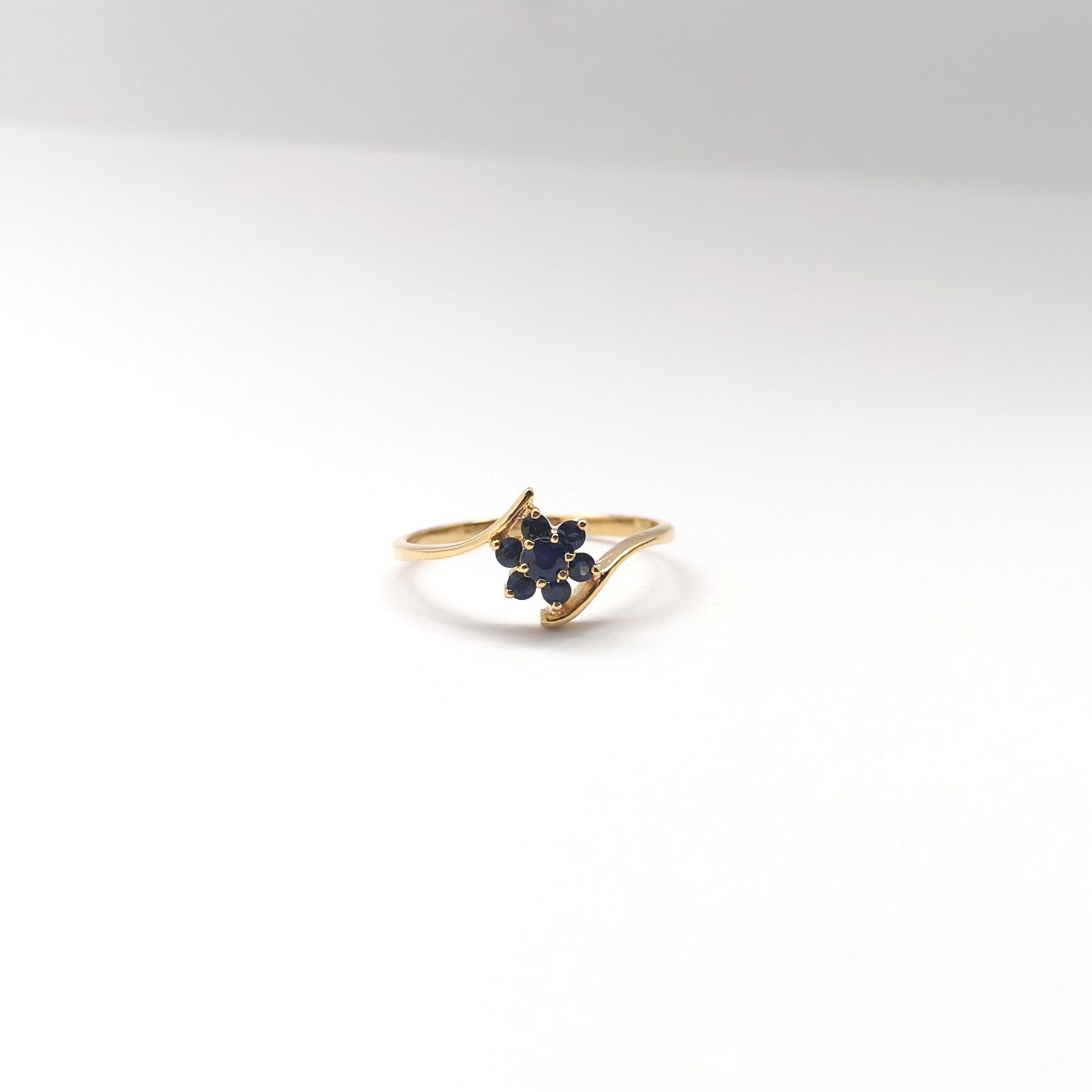 Ring mit blauem Saphir in 18 Karat Goldfassungen gefasst im Angebot 1