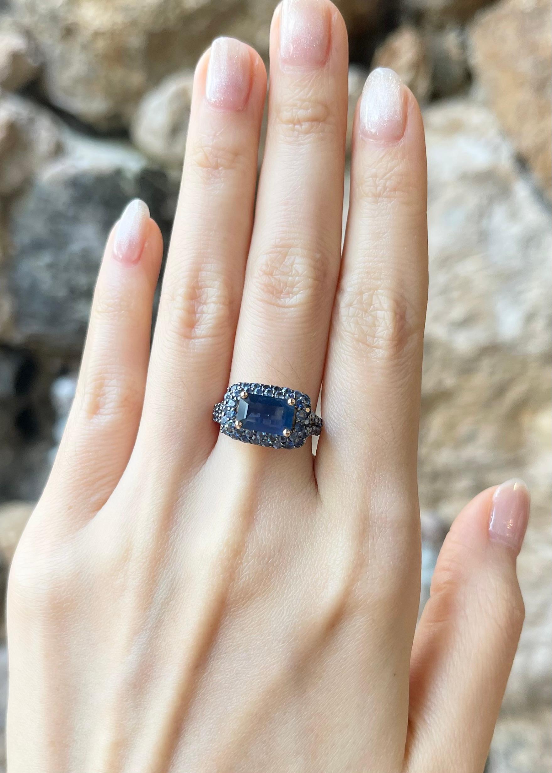 Blue Sapphire 1.74 carats and Blue Sapphire 1.35 carat Ring set in 18K Rose Gold Settings

Width:  1.5 cm 
Length: 1.0 cm
Ring Size: 53
Total Weight: 5.61 grams

