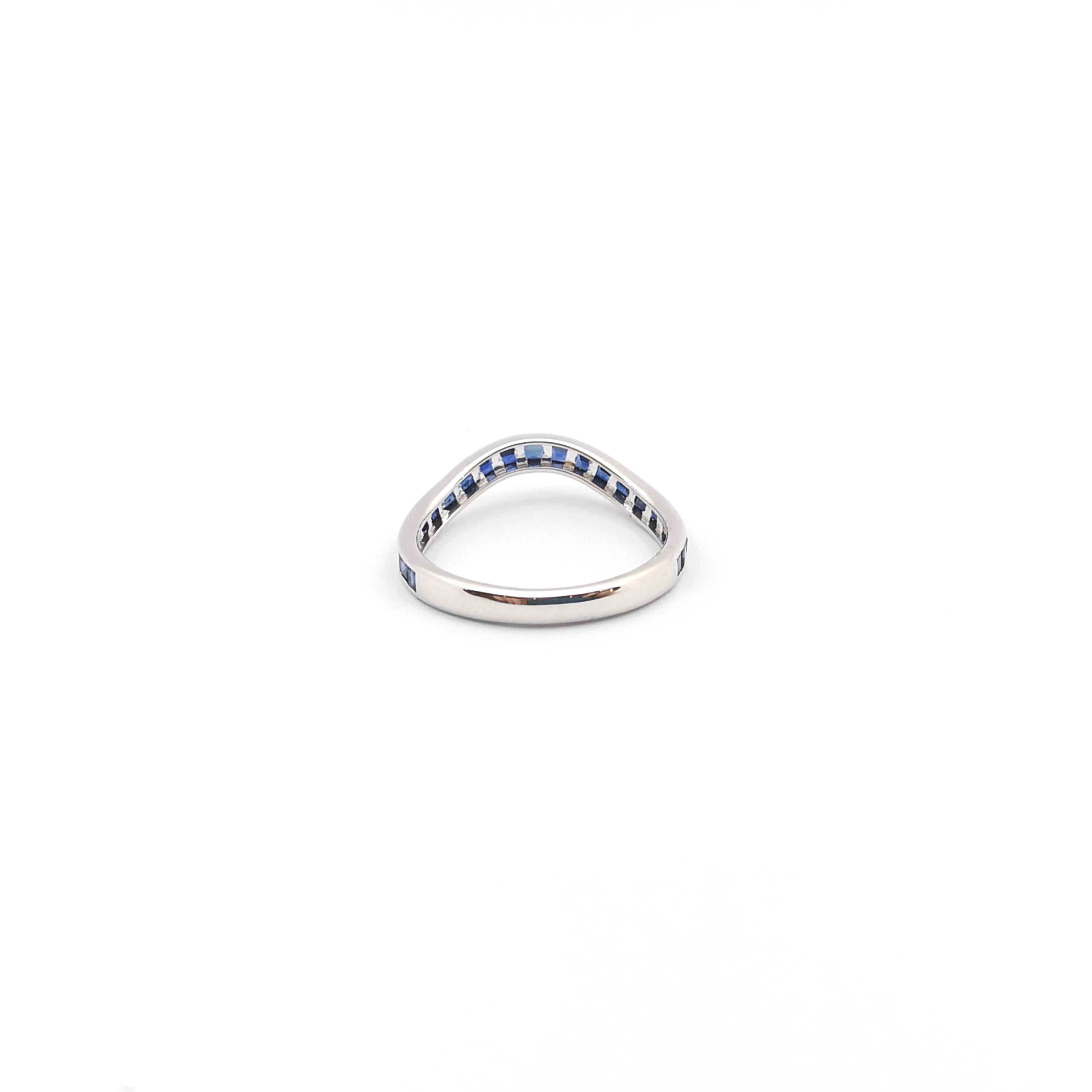 Blue Sapphire Ring set in 18K White Gold Settings For Sale 5