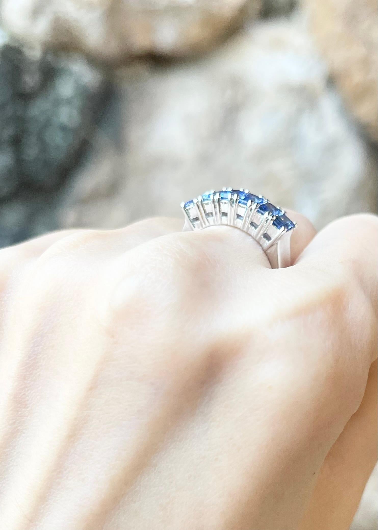 Women's Blue Sapphire Ring set in 18K White Gold Settings For Sale