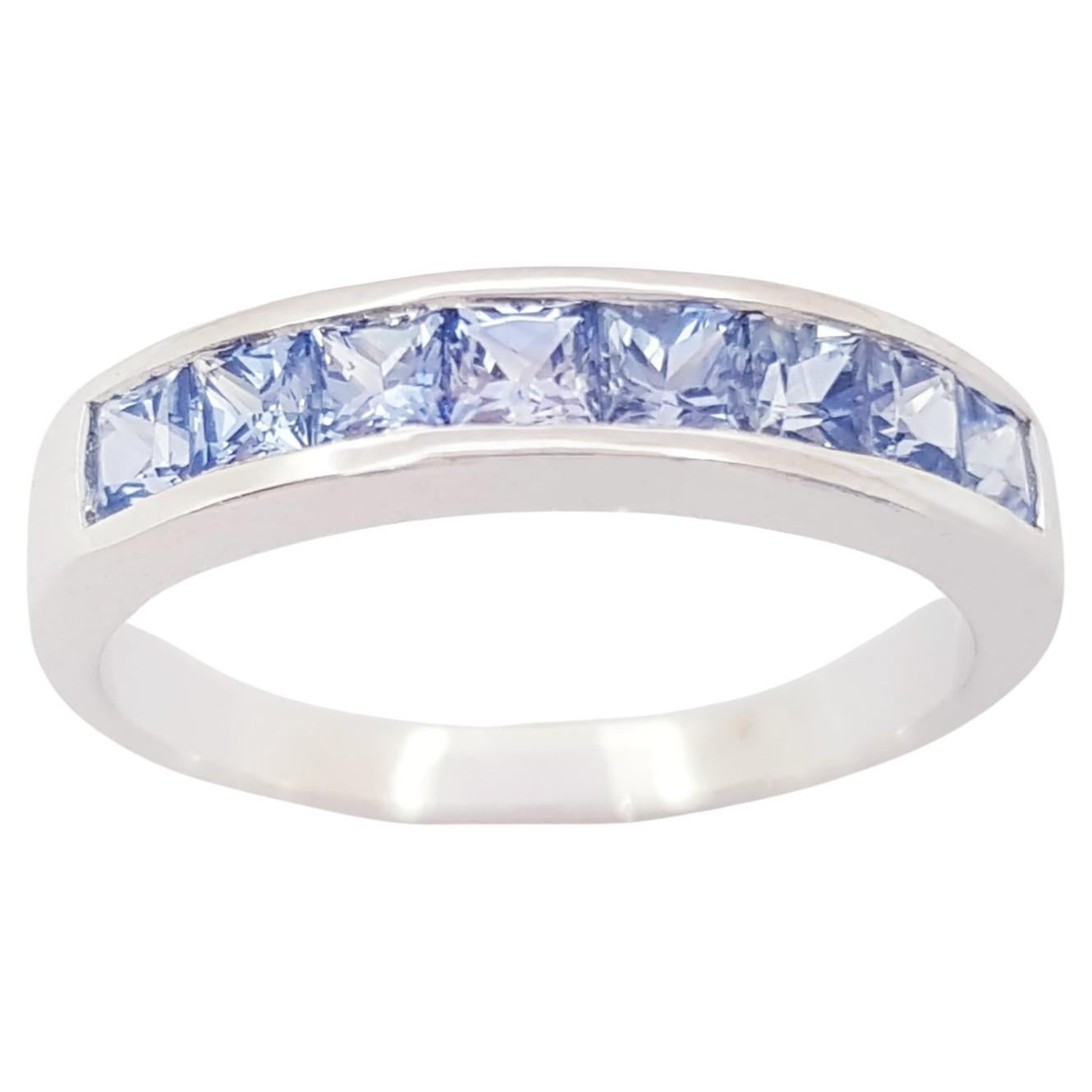 Blue Sapphire Ring set in 18K White Gold Settings