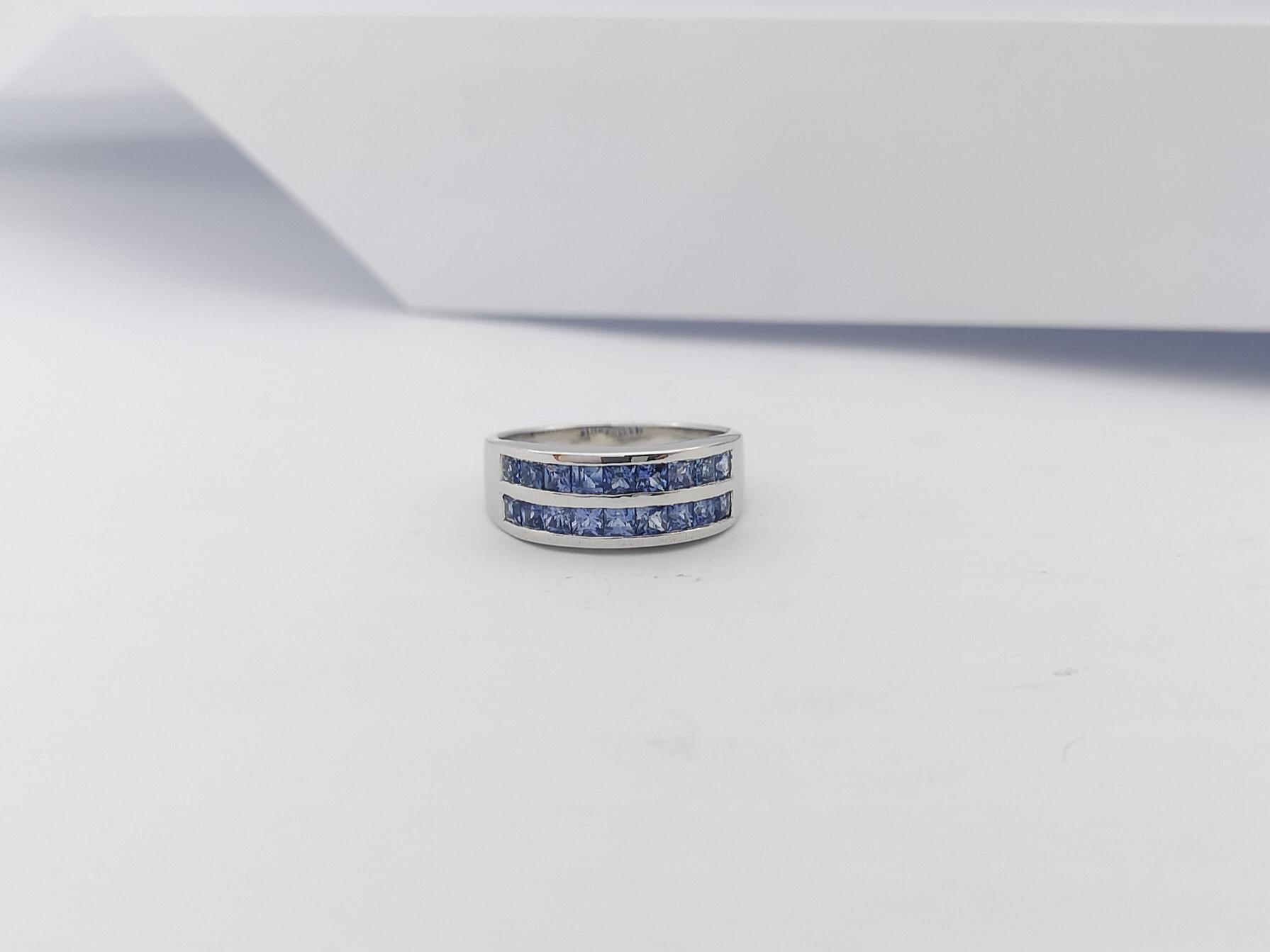 Blue Sapphire  Ring set in Silver Settings For Sale 3
