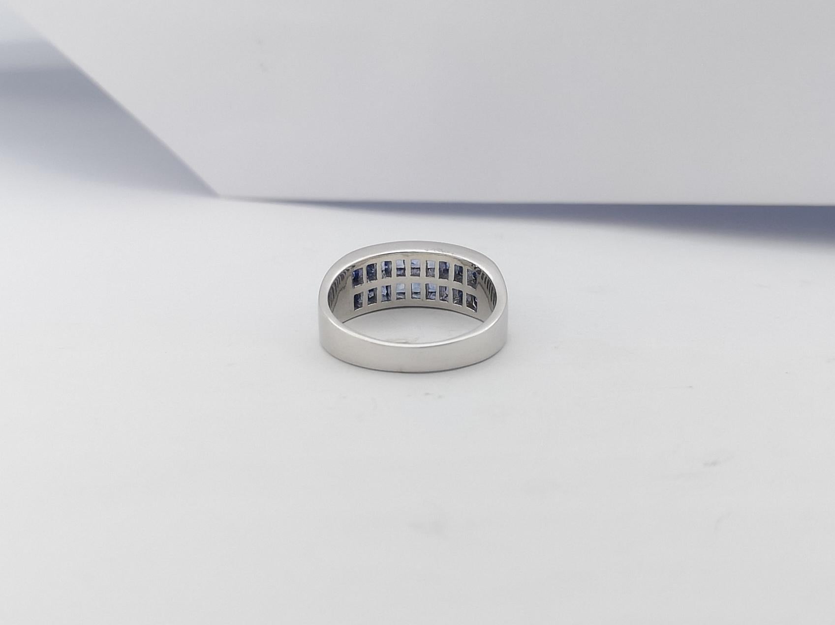 Blue Sapphire  Ring set in Silver Settings For Sale 5
