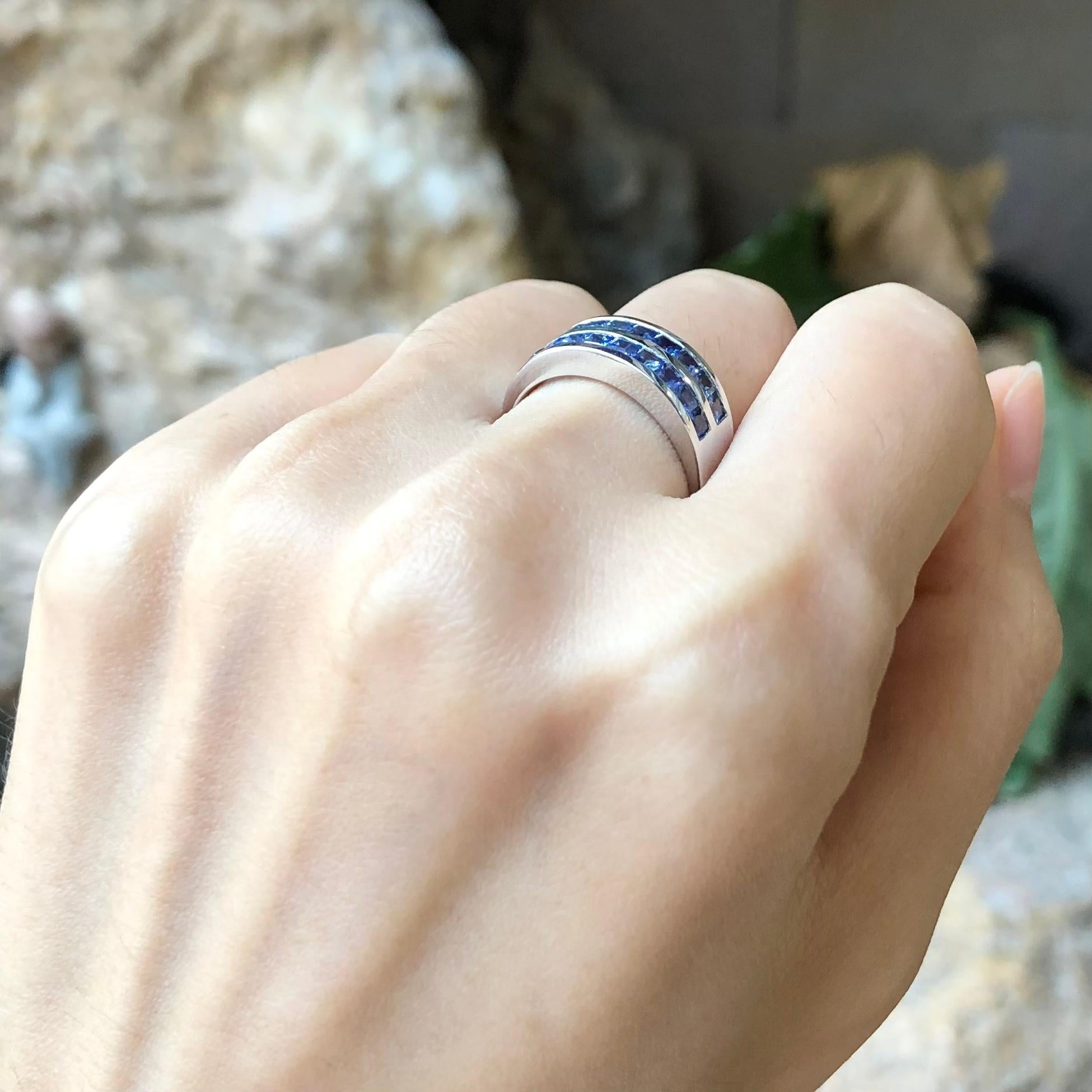 Blauer Saphir  Ring in Silberfassung gefasst für Damen oder Herren im Angebot