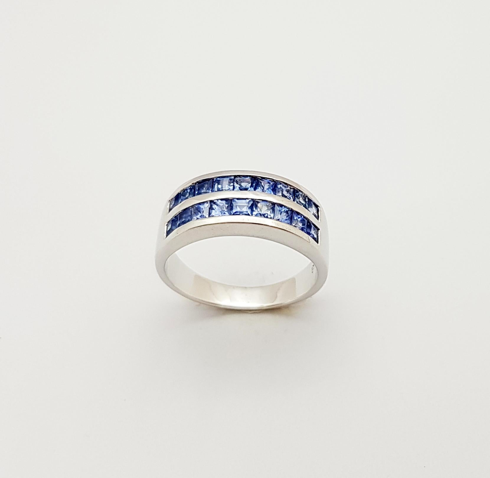 Blue Sapphire  Ring set in Silver Settings For Sale 1