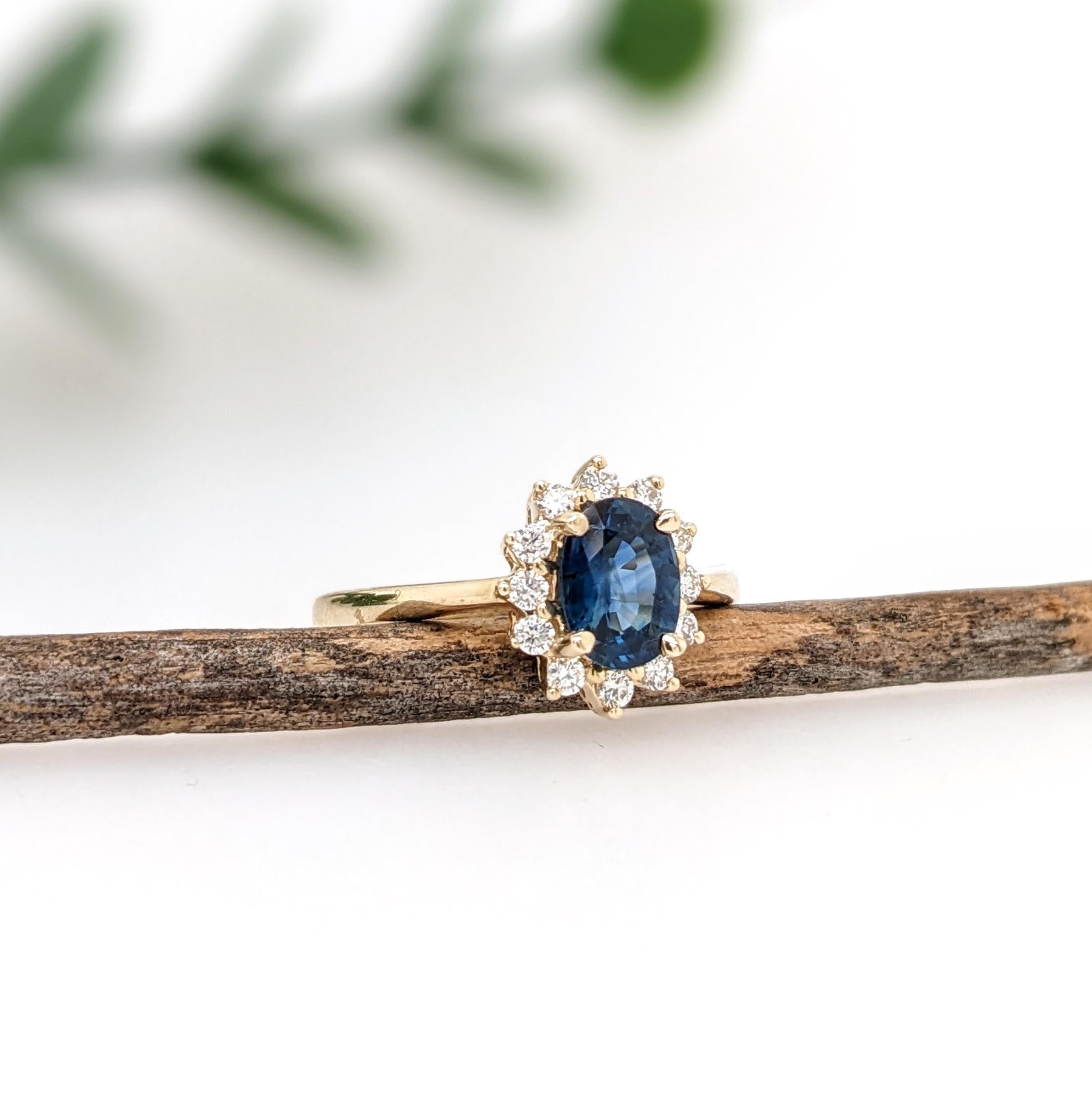 Women's Blue Sapphire Ring w Earth Mined Diamonds in Solid 14K Yellow Gold Oval 7x5mm For Sale