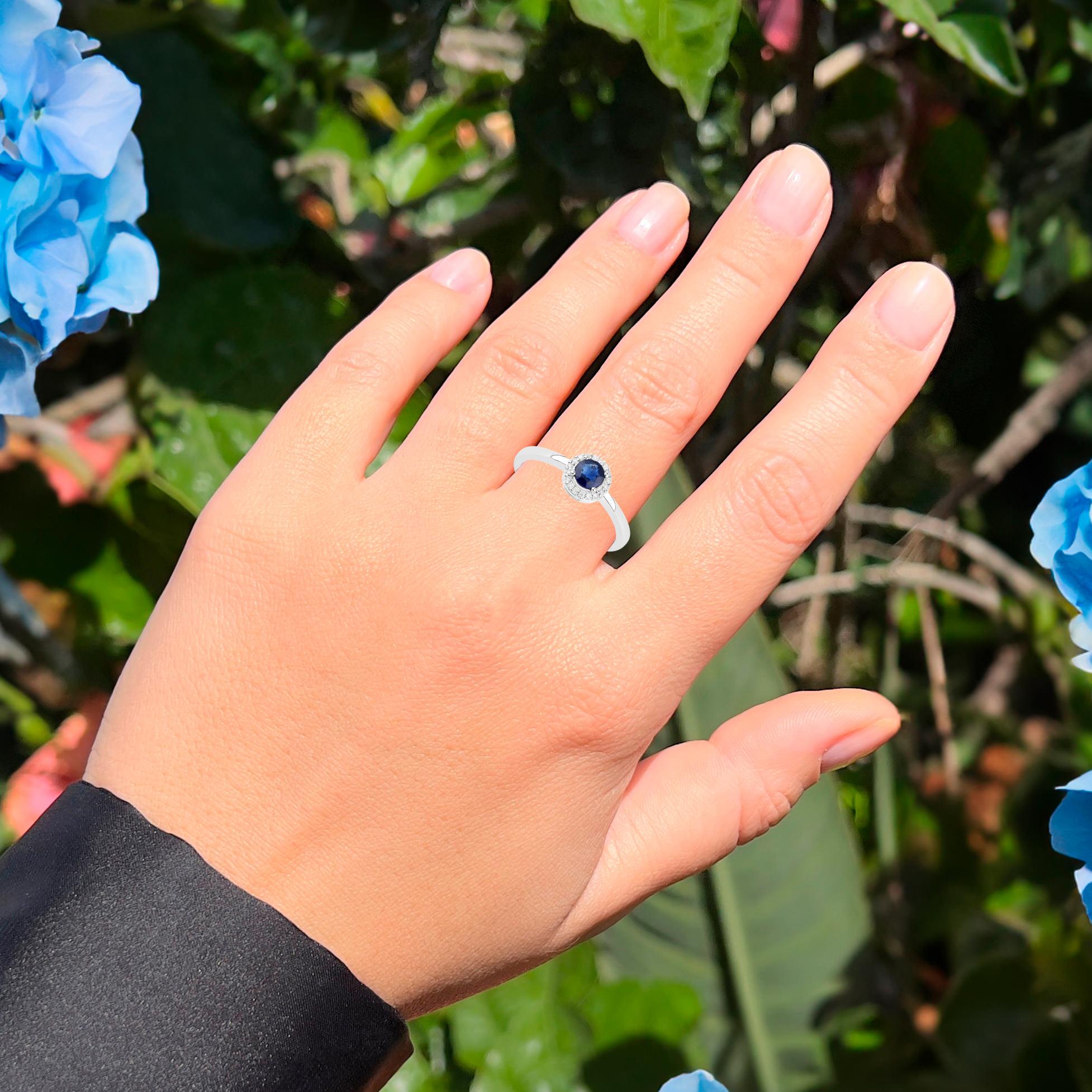 Contemporary Blue Sapphire Ring With Diamonds 0.52 Carats 14K White Gold For Sale