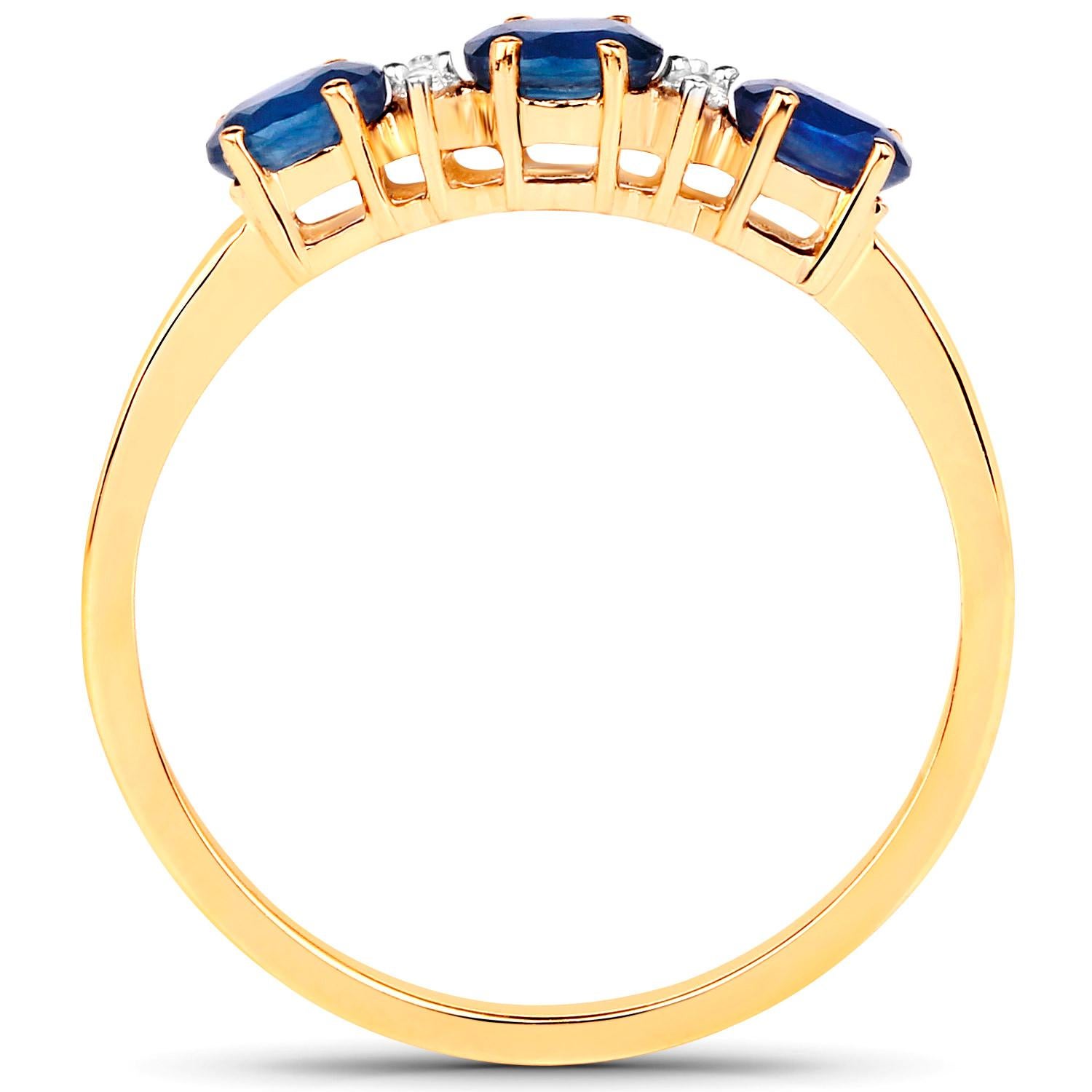 Blue Sapphire Ring With Diamonds 10K Yellow Gold In Excellent Condition In Laguna Niguel, CA