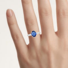 Blue Sapphire Ring With Diamonds 2 Carats 18K Yellow Gold