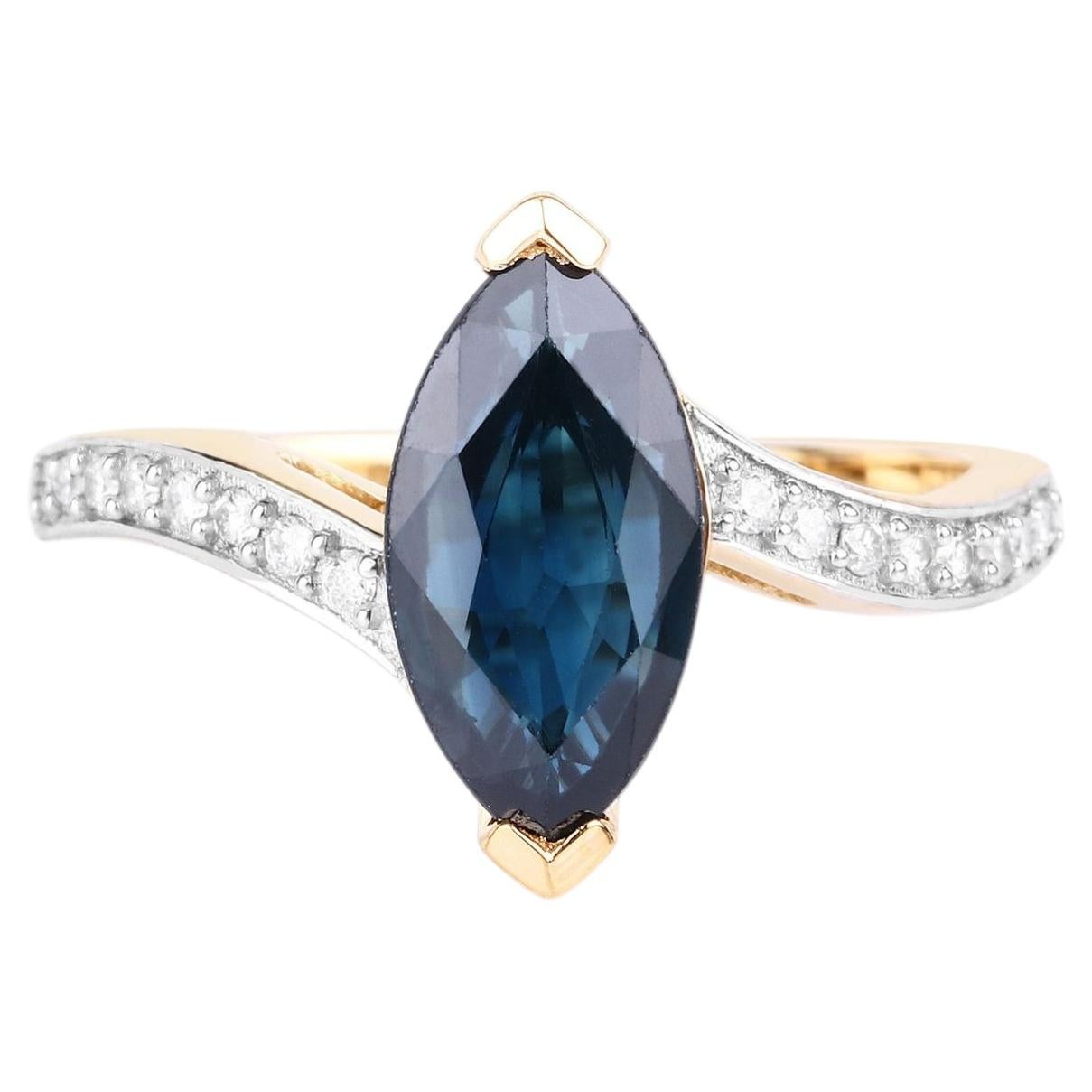 Anello con zaffiro blu e diamanti, 2,22 carati, oro giallo 14K in vendita