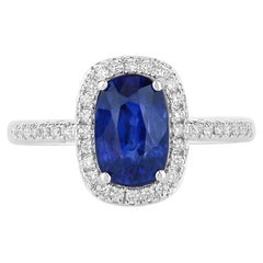 Blue Sapphire Ring With Diamonds 2.24 Carats 18K White Gold