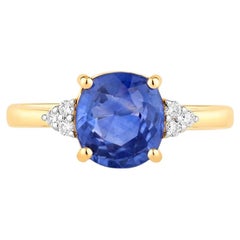 Blue Sapphire Ring With Diamonds 2.4 Carats 18K Yellow Gold