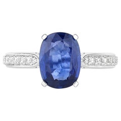 Blue Sapphire Ring With Diamonds 2.56 Carats 18K White Gold
