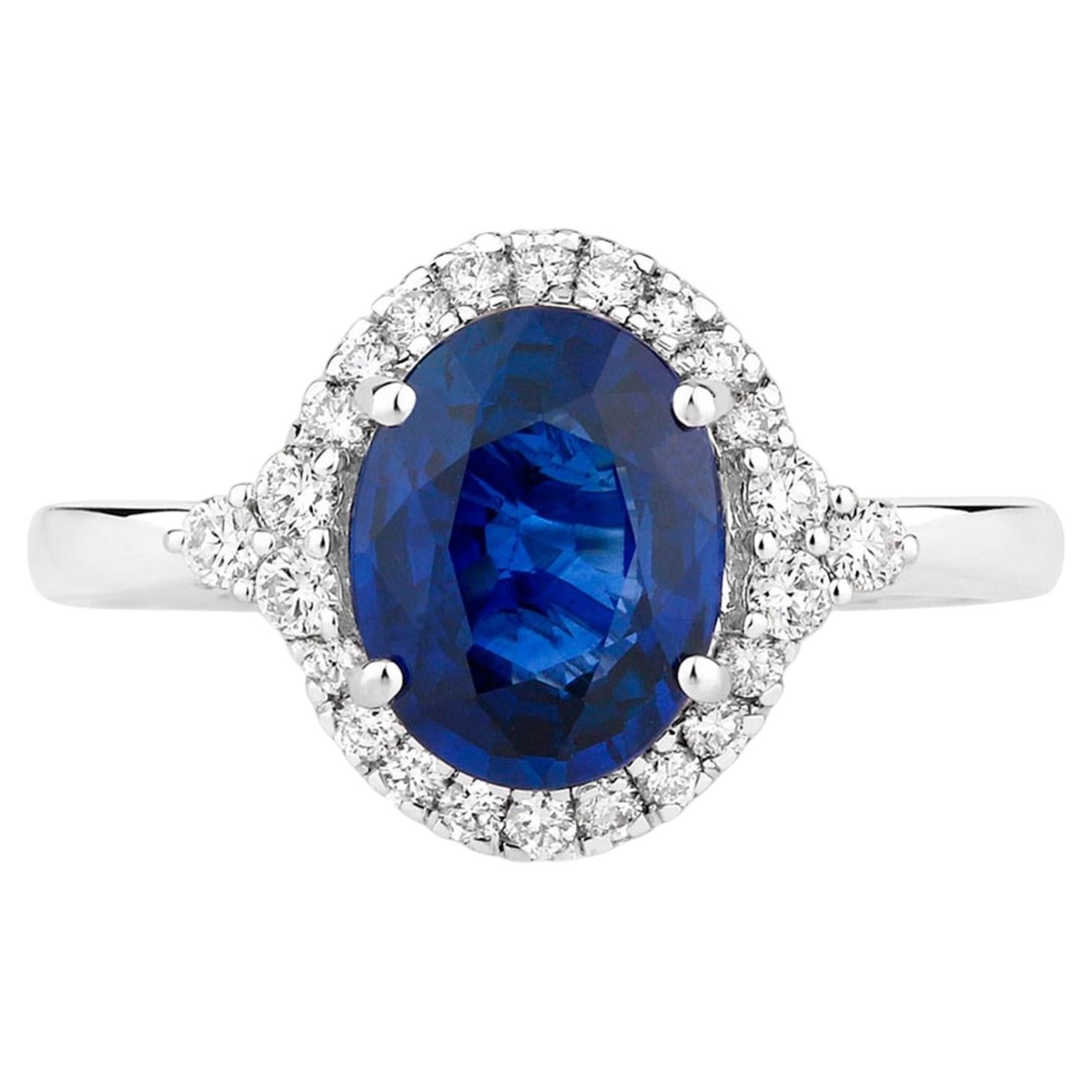 Blue Sapphire Ring With Diamonds 2.58 Carats 18K White Gold