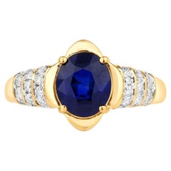 Blue Sapphire Ring With Diamonds 2.62 Carats 18K Yellow Gold