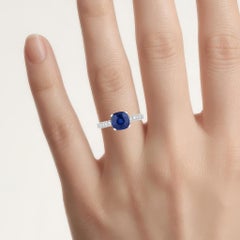 Blue Sapphire Ring With Diamonds 2.82 Carats 18K White Gold
