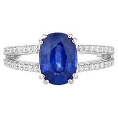Ring mit blauem Saphir und Diamanten, 2,86 Karat, 18 Karat Weißgold