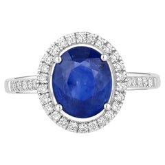 Blue Sapphire Ring With Diamonds 3.18 Carats 18K White Gold