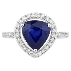 Blue Sapphire Ring With Diamonds 3.44 Carats 18K White Gold