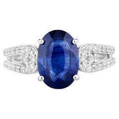 Ring mit blauem Saphir und Diamanten, 3,58 Karat, 18 Karat Weißgold