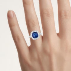Blue Sapphire Ring With Diamonds 4 Carats 18K White Gold