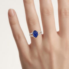 Blue Sapphire Ring With Diamonds 4.24 Carats 18K Yellow Gold
