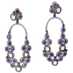 Boucles d'oreilles en saphir bleu taille rose et diamants