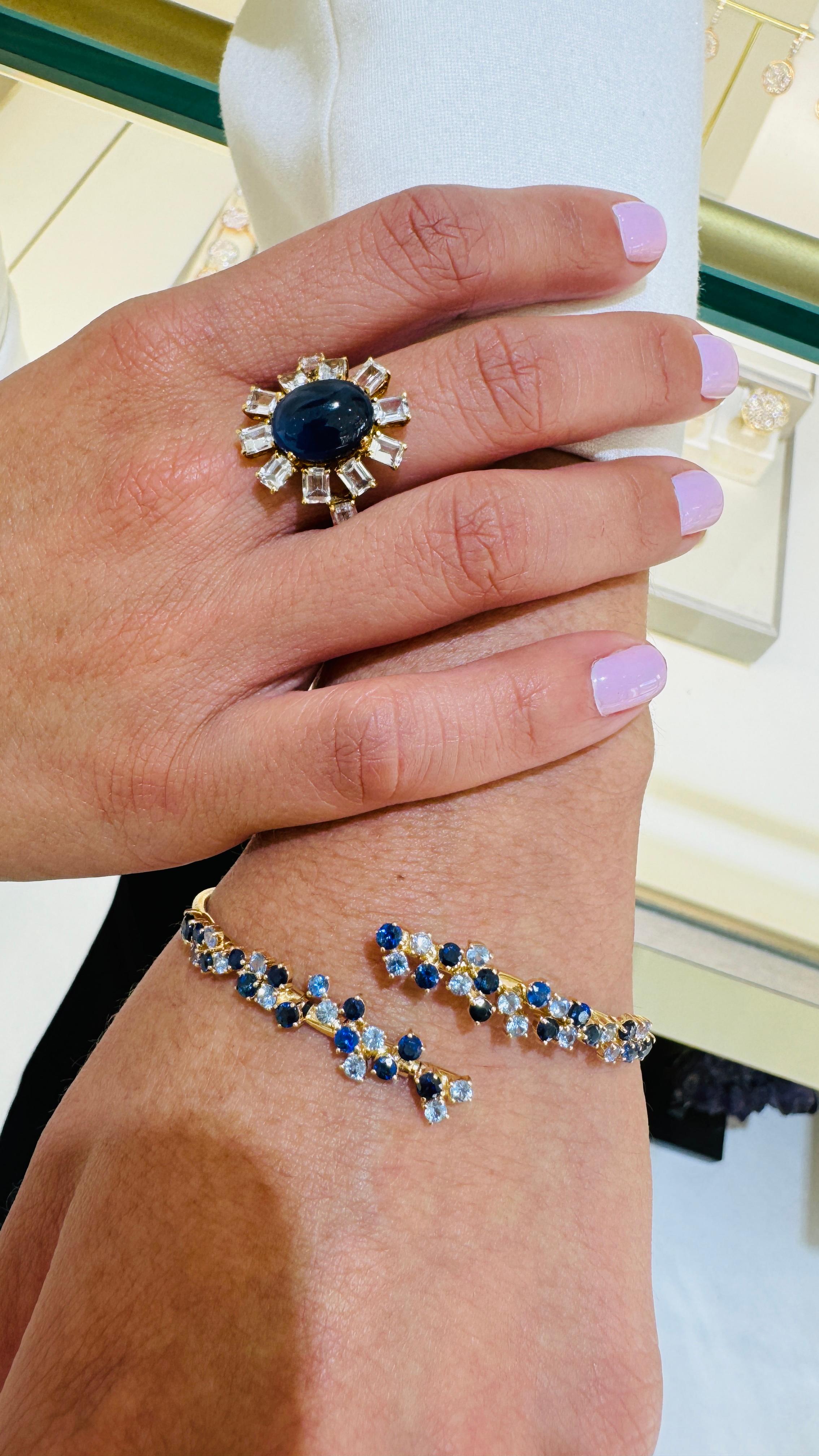 El brazalete de zafiro azul Tresor presenta 3,93 cts de zafiro azul en oro amarillo de 18k. Los brazaletes son una oda a la belleza lujosa y clásica con diamantes brillantes. Su diseño contemporáneo y moderno las hace versátiles en su uso. Las