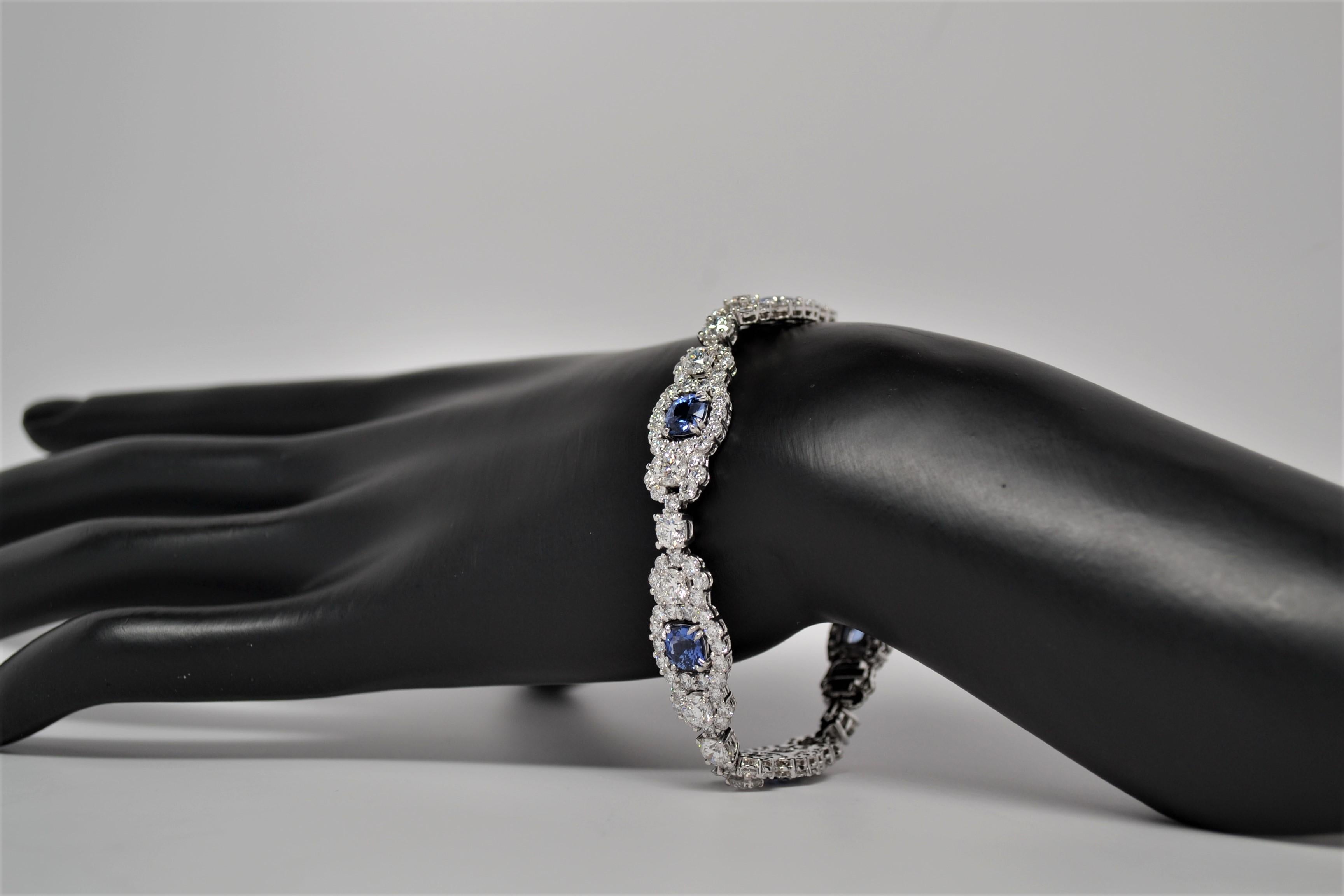 Blue Sapphire & Round Cut Diamond Bracelet Set in 18K White Gold, 19.01 Carats For Sale 4