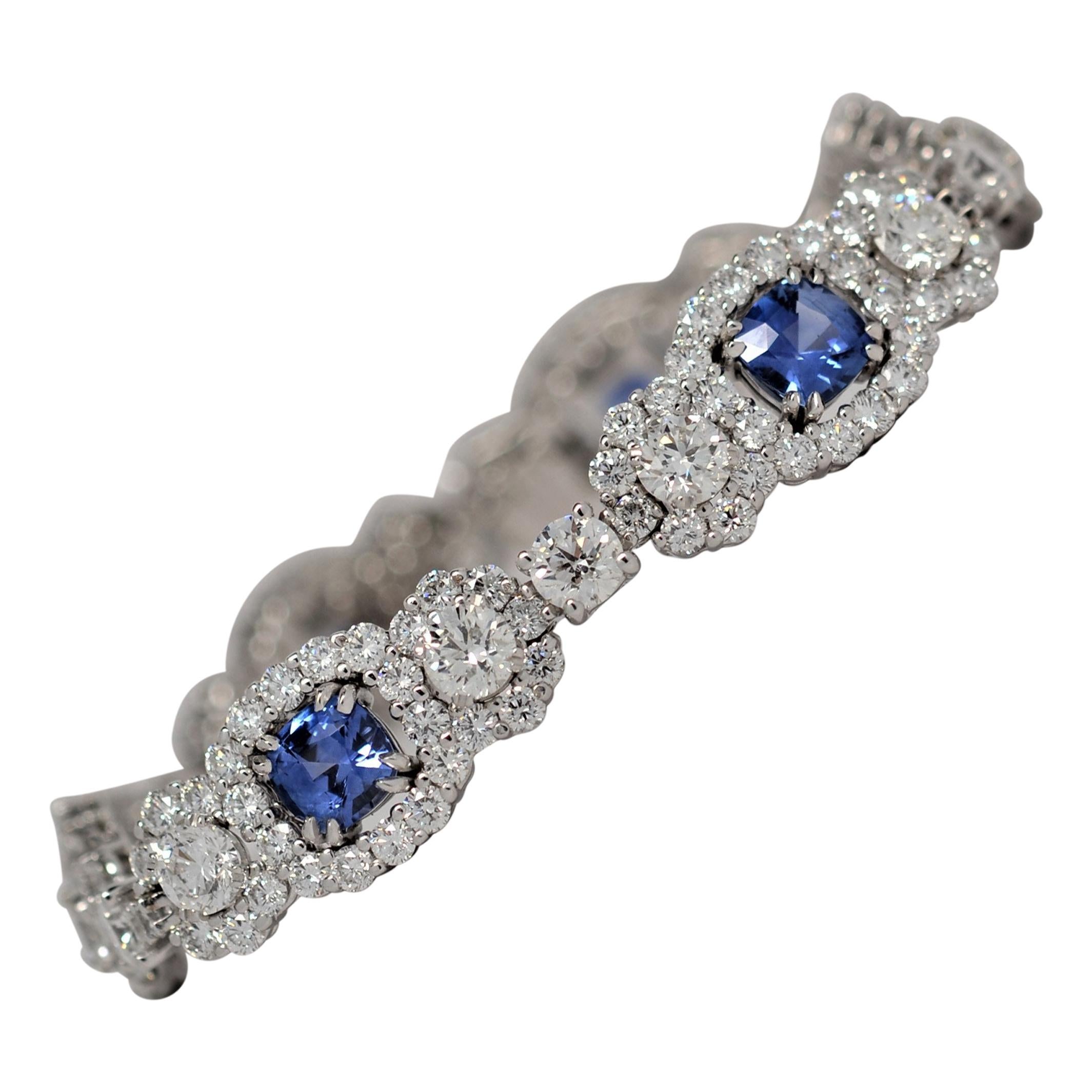 Blue Sapphire & Round Cut Diamond Bracelet Set in 18K White Gold, 19.01 Carats For Sale