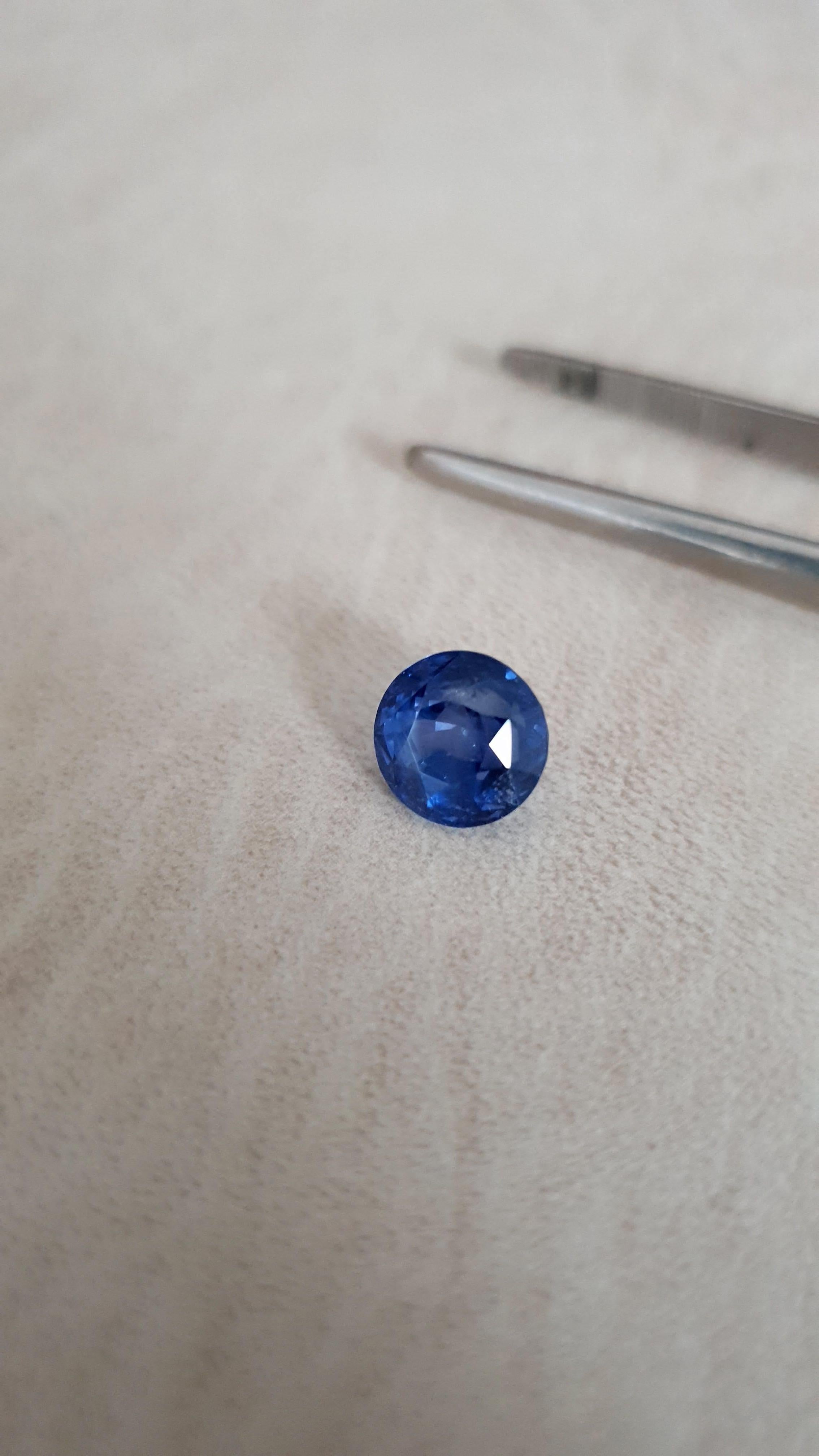 Blue Sapphire, round,  Faceted Gem, 5, 91 ct., loose Gemstone, not heate, natural In New Condition In Kirschweiler, DE