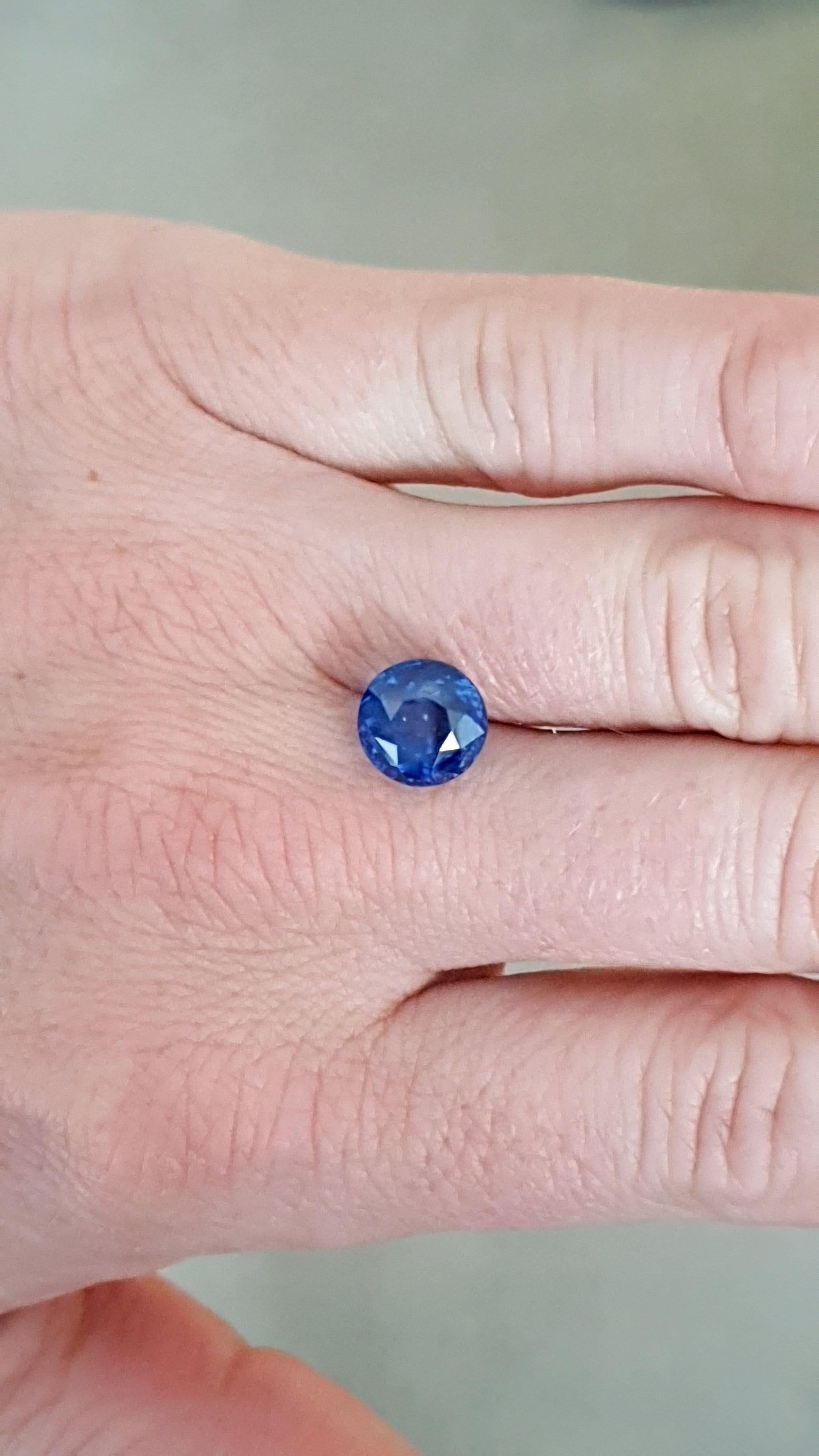 Women's or Men's Blue Sapphire, round,  Faceted Gem, 5, 91 ct., loose Gemstone, not heate, natural
