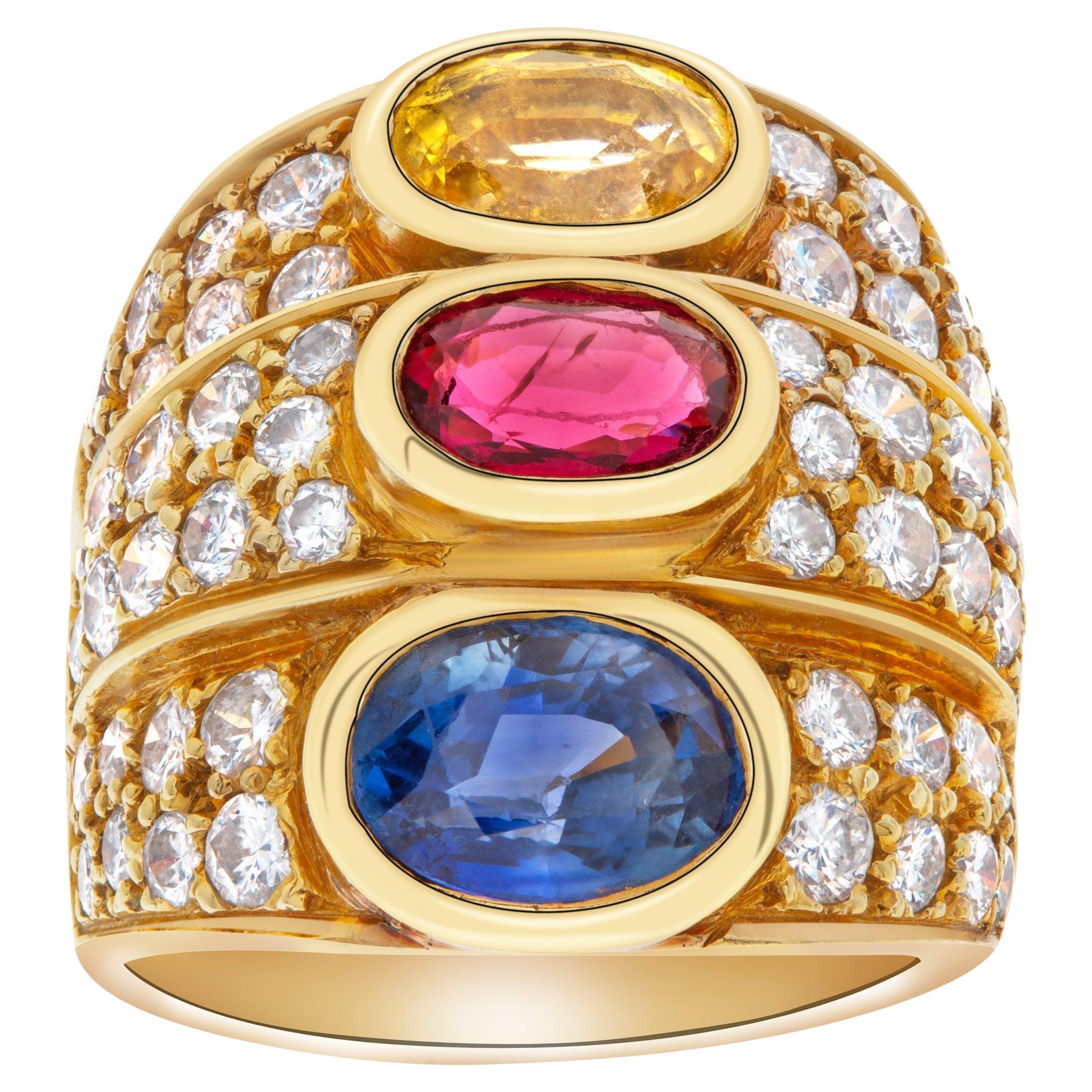 Ring mit blauem Saphir, Rubin und Citrin und ber 2 Karat rundem Diamanten im Brillantschliff im Angebot