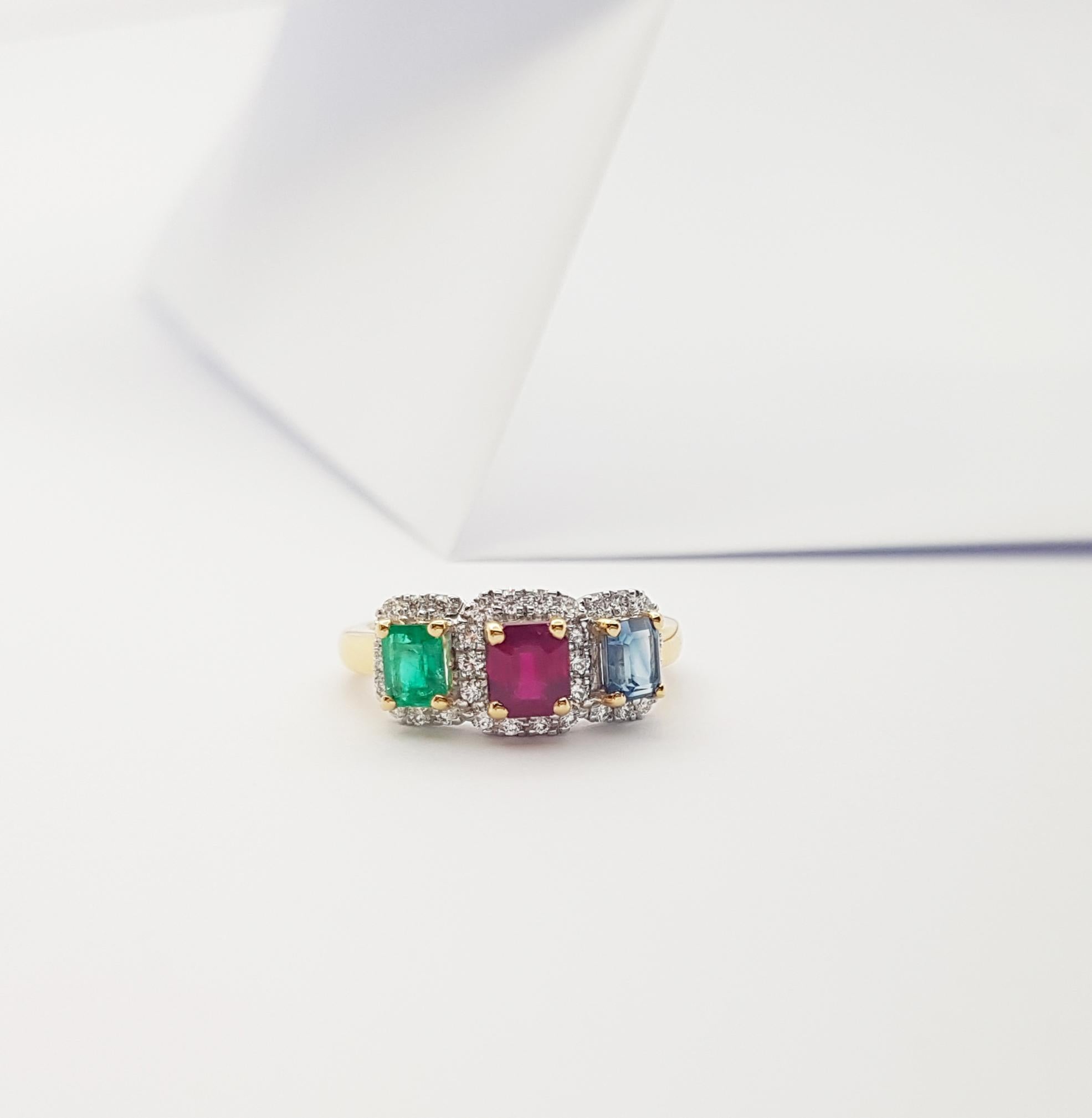 Ring mit blauem Saphir, Rubin, Smaragd und Diamant in 18 Karat Goldfassungen im Angebot 6
