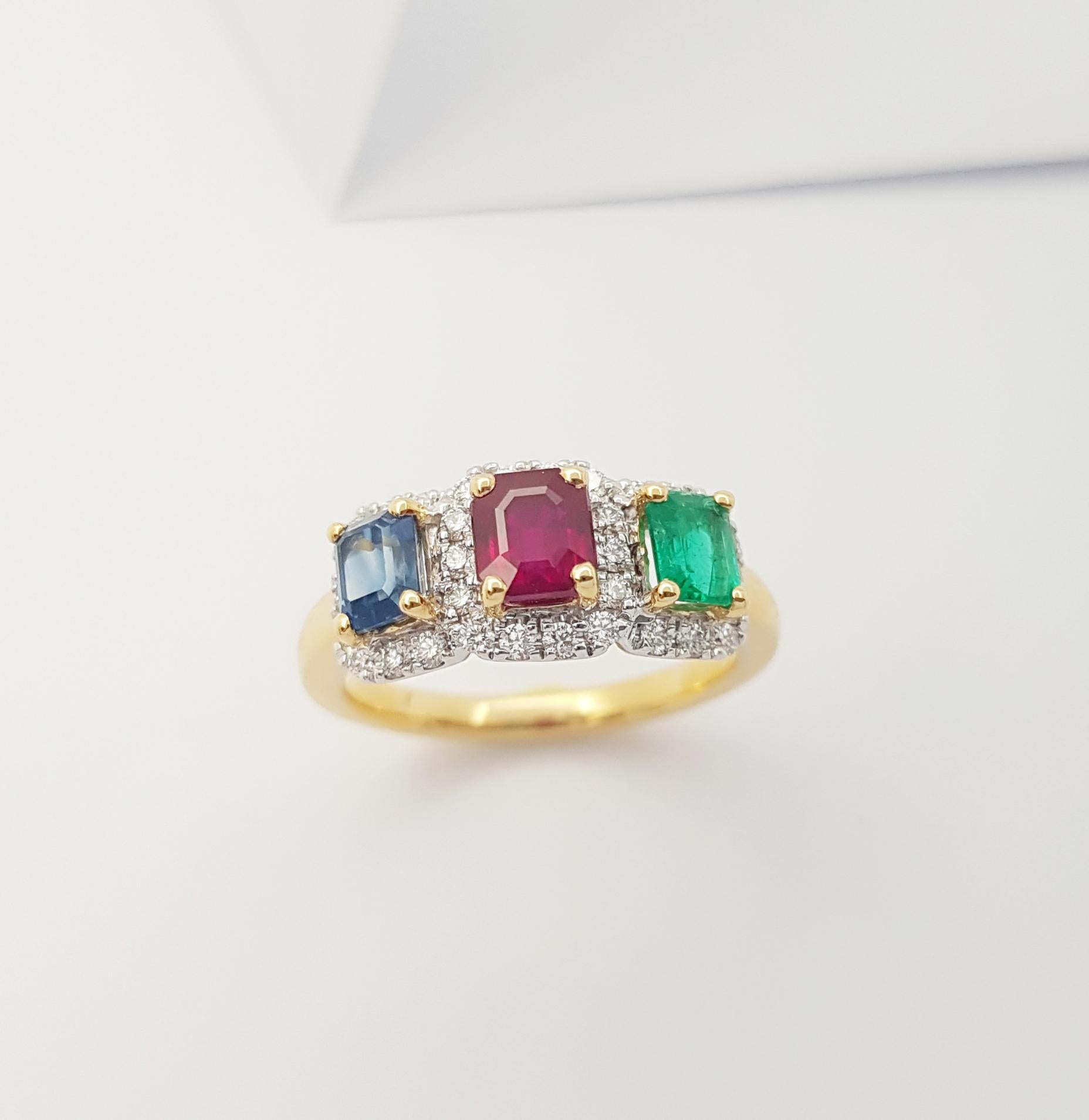 Ring mit blauem Saphir, Rubin, Smaragd und Diamant in 18 Karat Goldfassungen im Angebot 9