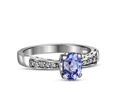 Blue sapphire, side diamonds 14k gold ring.