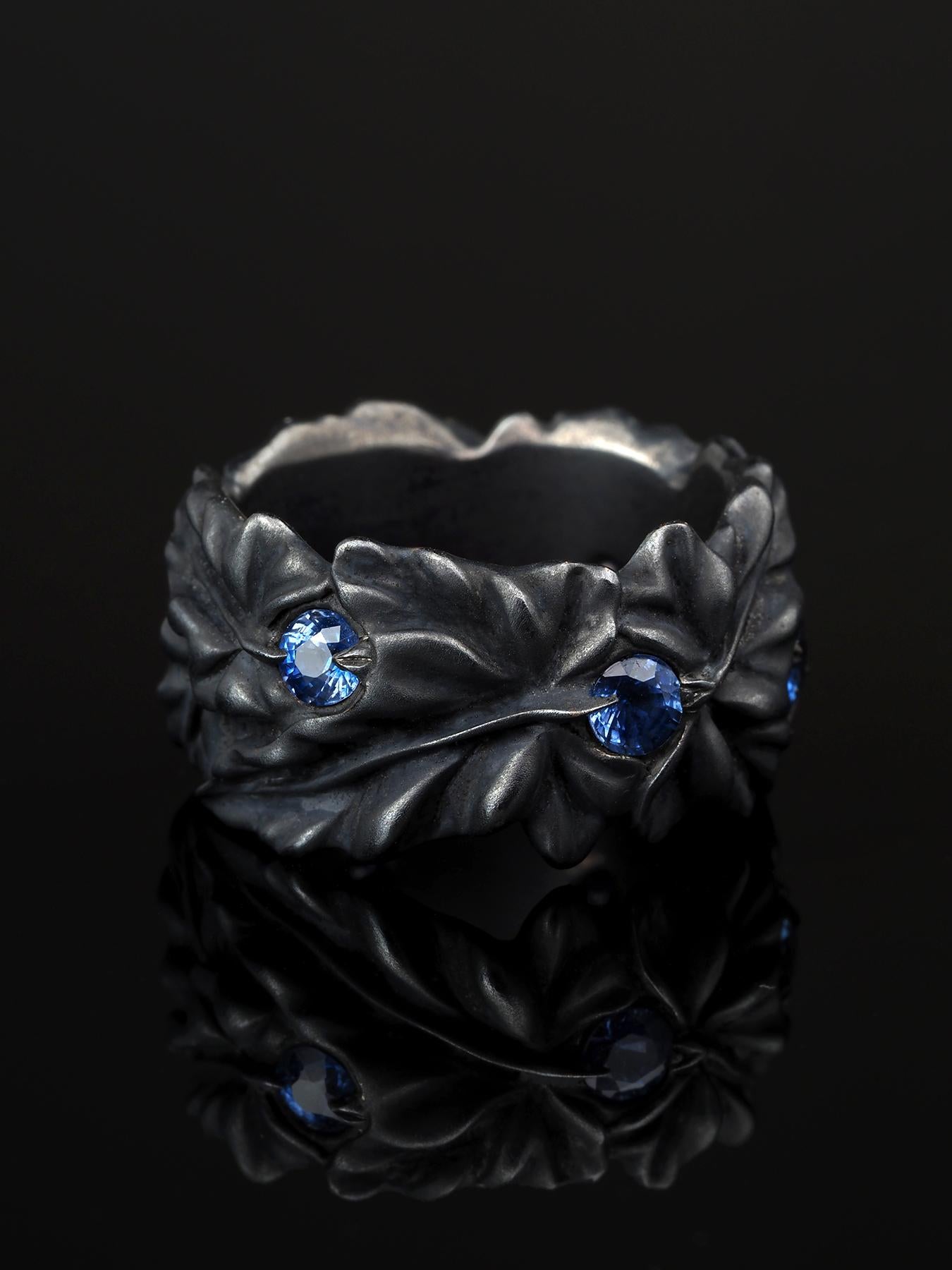 Blue Sapphire Silver Ring Ivy leaves Art Nouveau 1900 style patina mens gift art en vente 9
