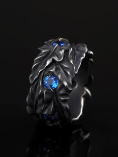 Anello in argento con zaffiro blu Foglie di edera Art Nouveau stile 1900 patina regalo da uomo arte