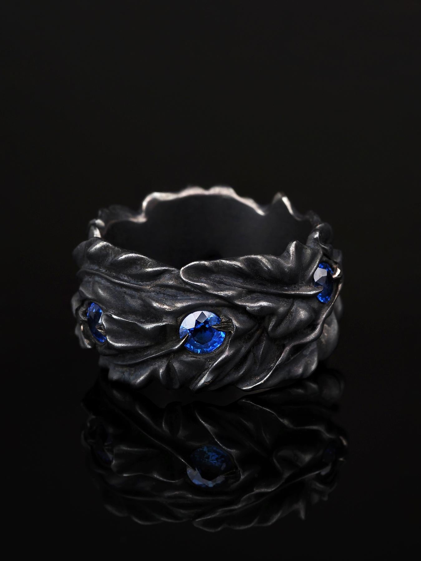 Blue Sapphire Silver Ring Ivy leaves Art Nouveau 1900 style patina mens gift art Unisexe en vente