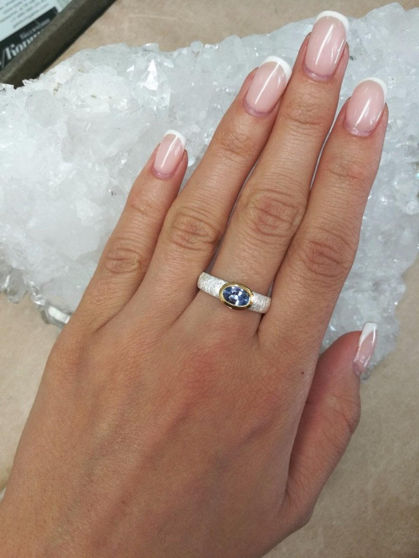 Artista Anello d'argento con zaffiro blu Nature blu fiordaliso ovale Gemma regalo vintage in vendita