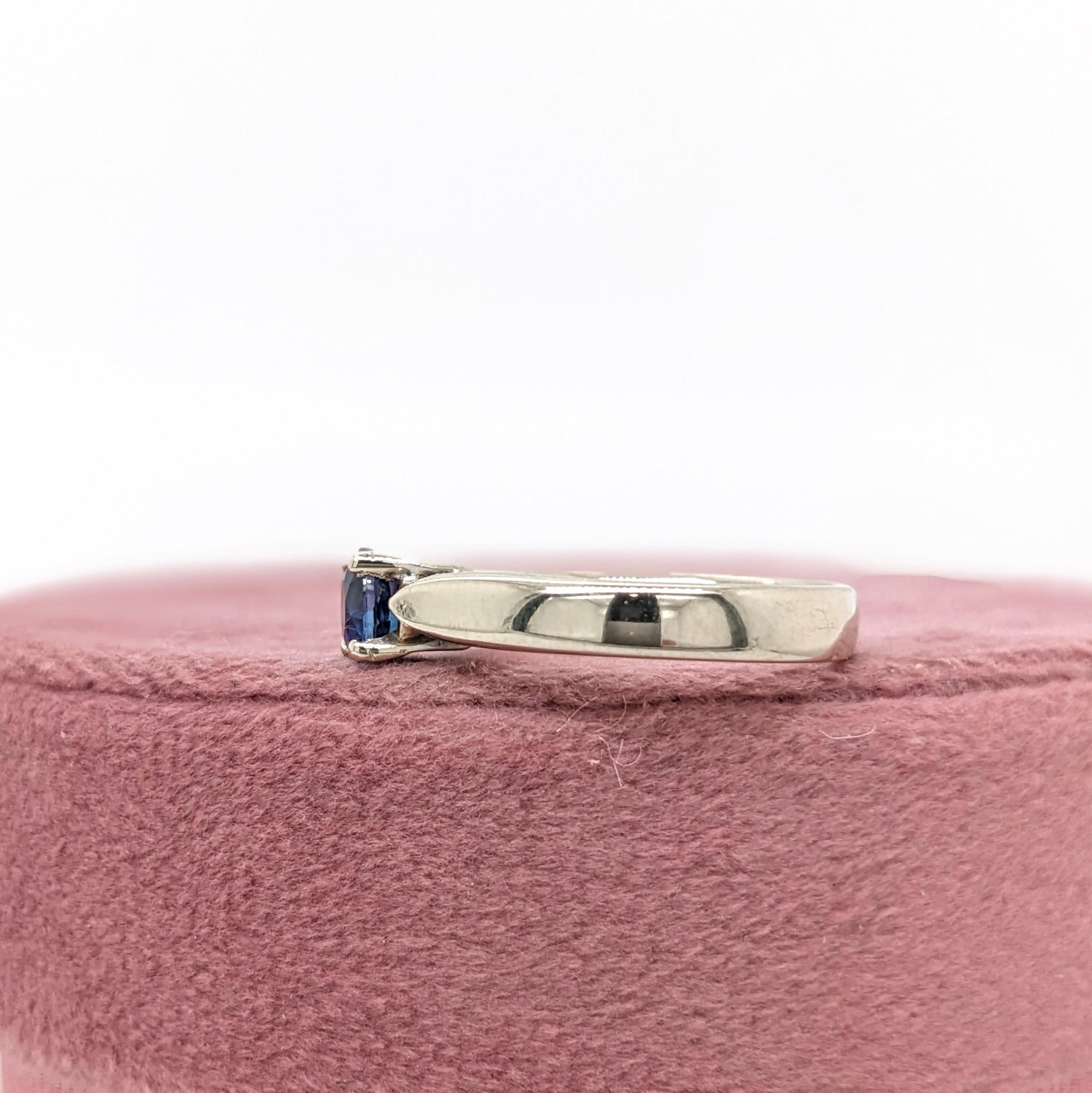 Women's Blue Sapphire Solitaire Ring in Solid 14K White Gold Round 5mm For Sale