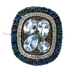 Anello di tendenza con zaffiro blu per lei