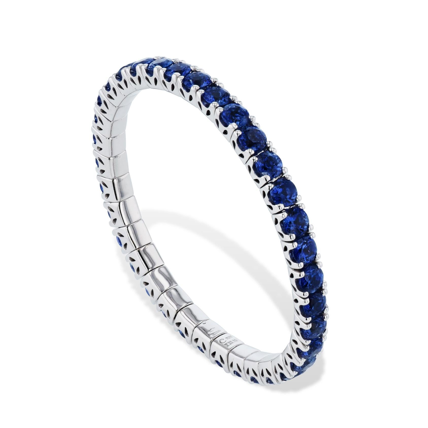 Round Cut Blue Sapphire Stretchy Tennis Bracelet 18 Karat White Gold Prong Set For Sale