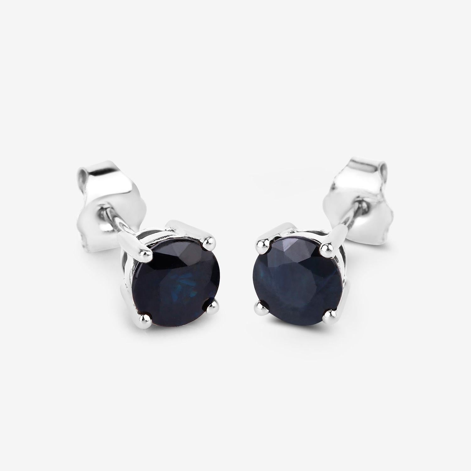 Taille ronde Boucles d'oreilles saphir bleu 1.69 carats or blanc 10K en vente