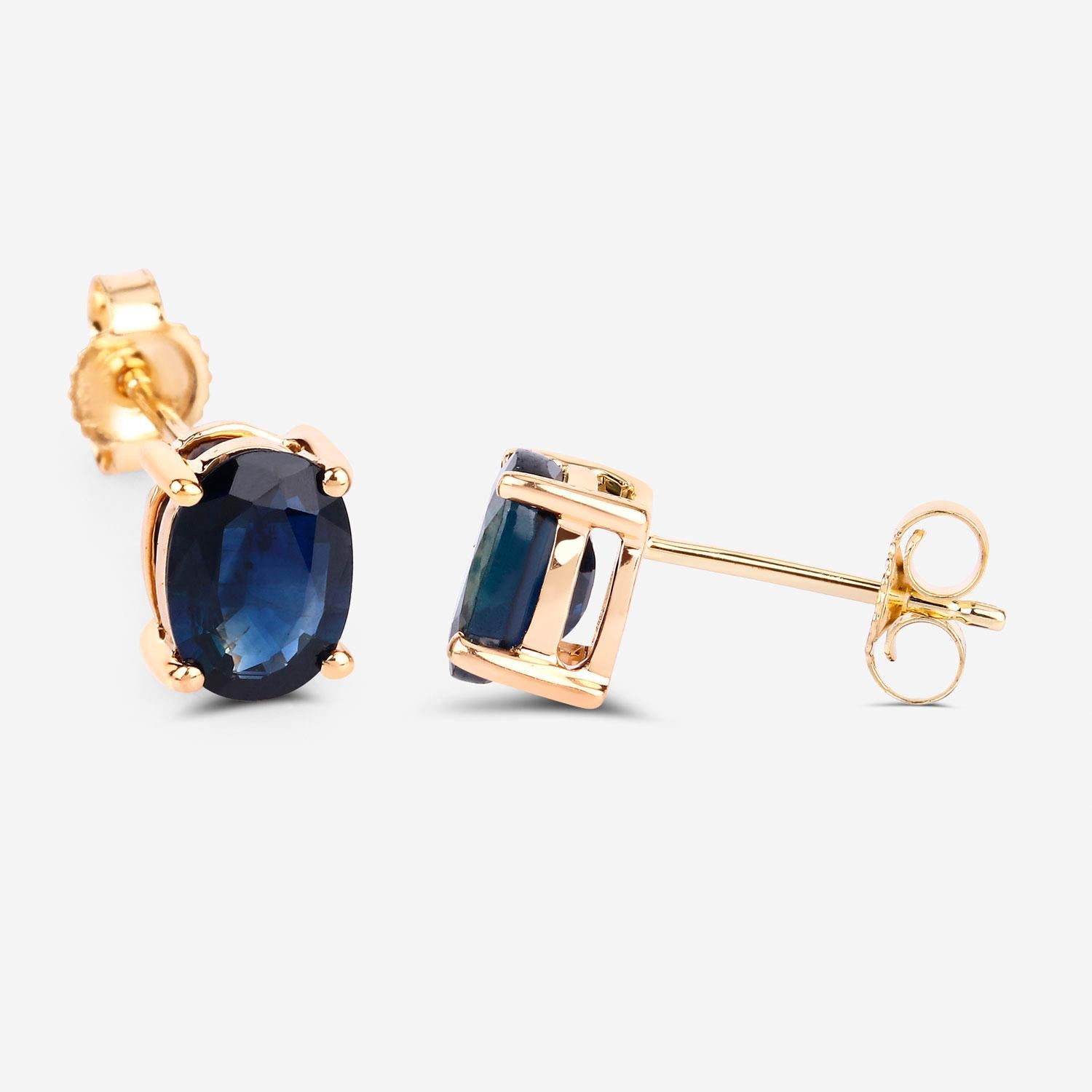 Blue Sapphire Stud Earrings 1.88 Carats 10K Yellow Gold In condizioni ottime in vendita a Punta Gorda, FL