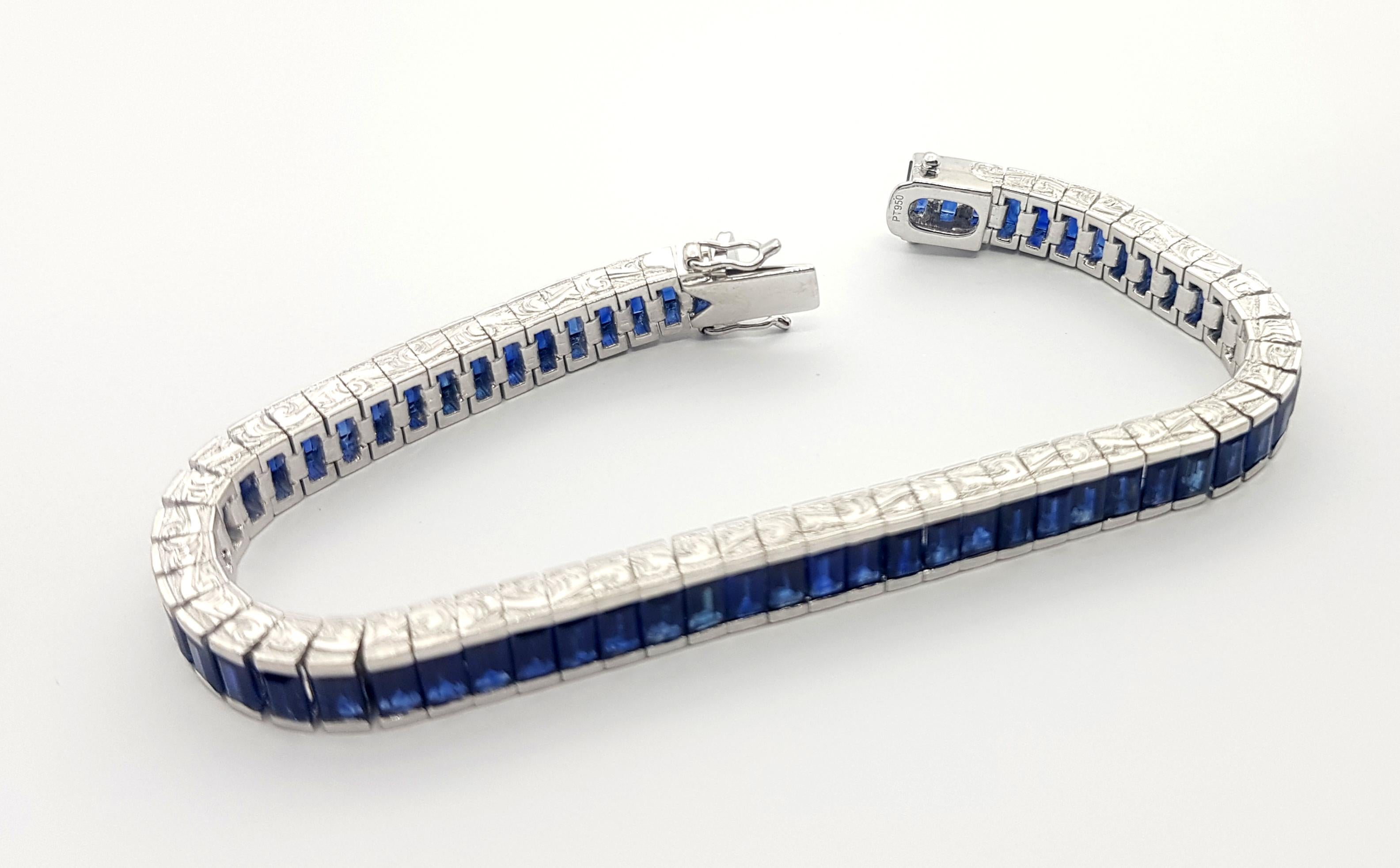 Blue Sapphire Tennis Bracelet set in Platinum 950 Settings In New Condition For Sale In Bangkok, TH