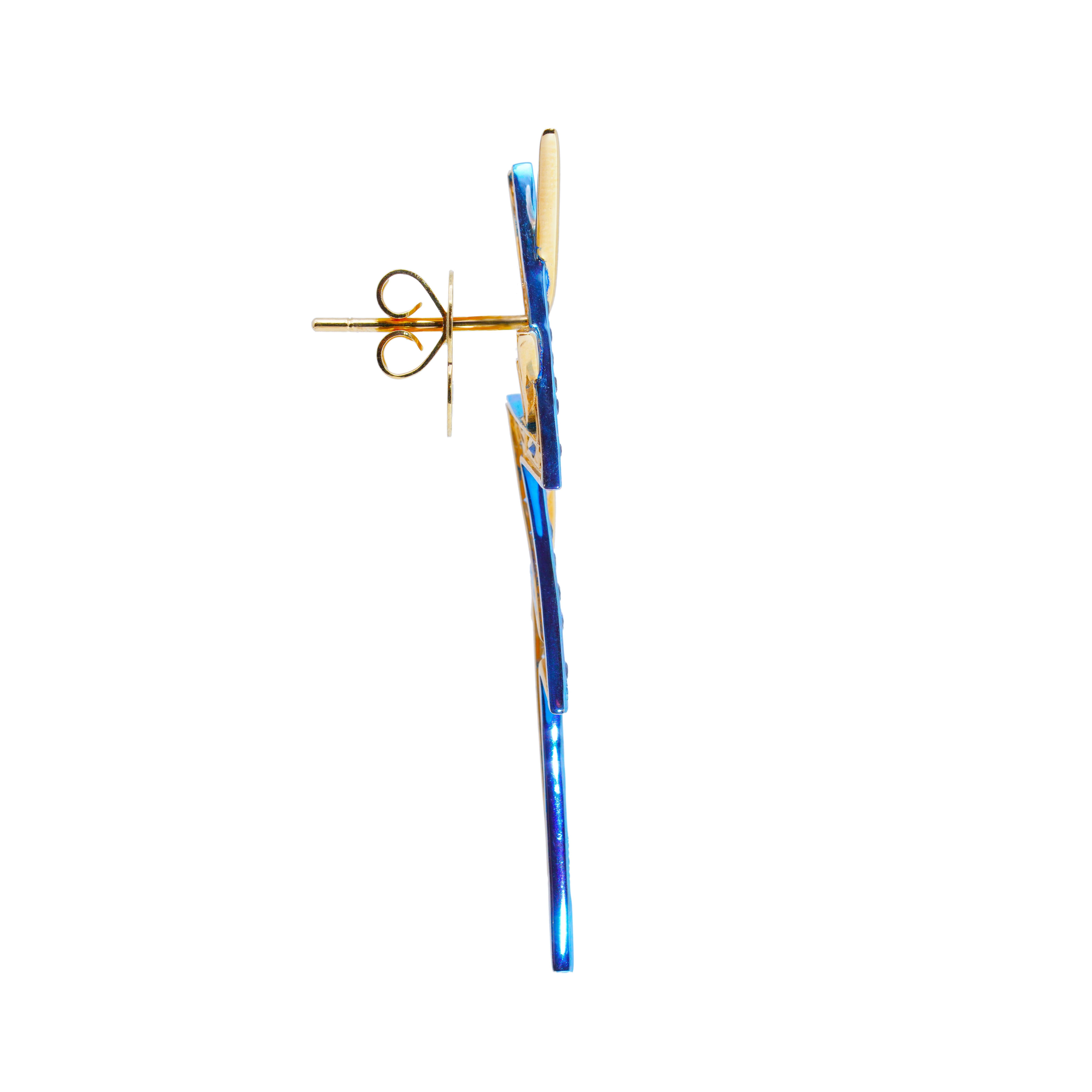 Modern Blue Sapphire Thunder Earrings, 18K Gold, Austy Lee For Sale