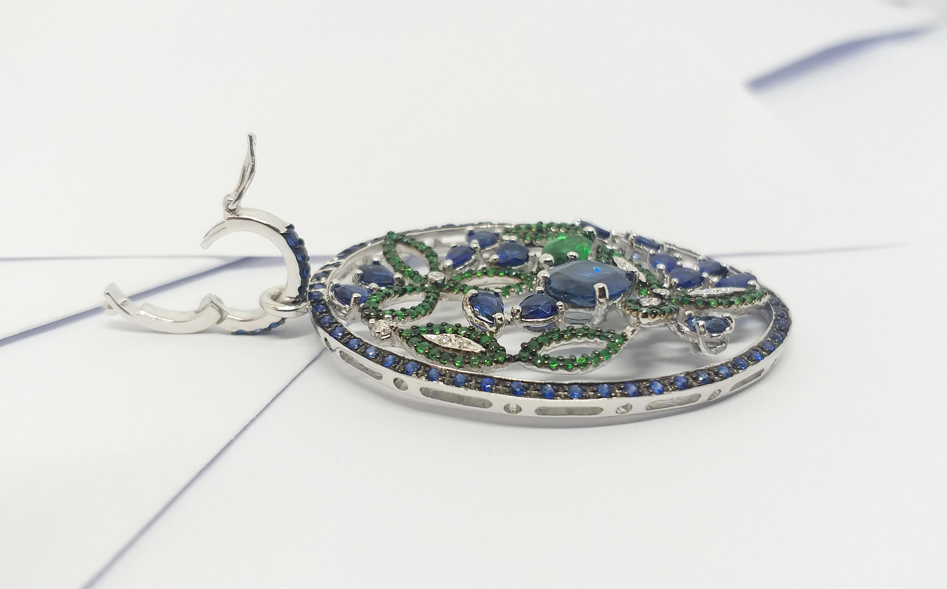 Blue Sapphire, Tsavorite and Diamond Pendant set in 18K White Gold Settings In New Condition For Sale In Bangkok, TH