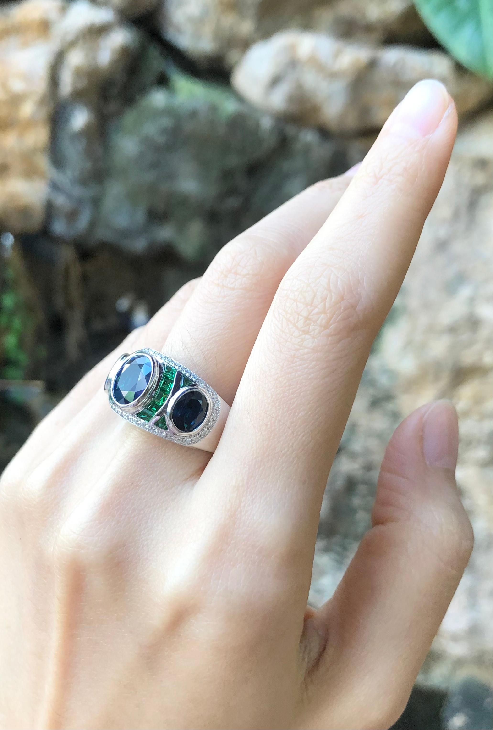 Blue Sapphire, Tsavorite and Diamond Ring Set in 18 Karat White Gold Settings For Sale 1